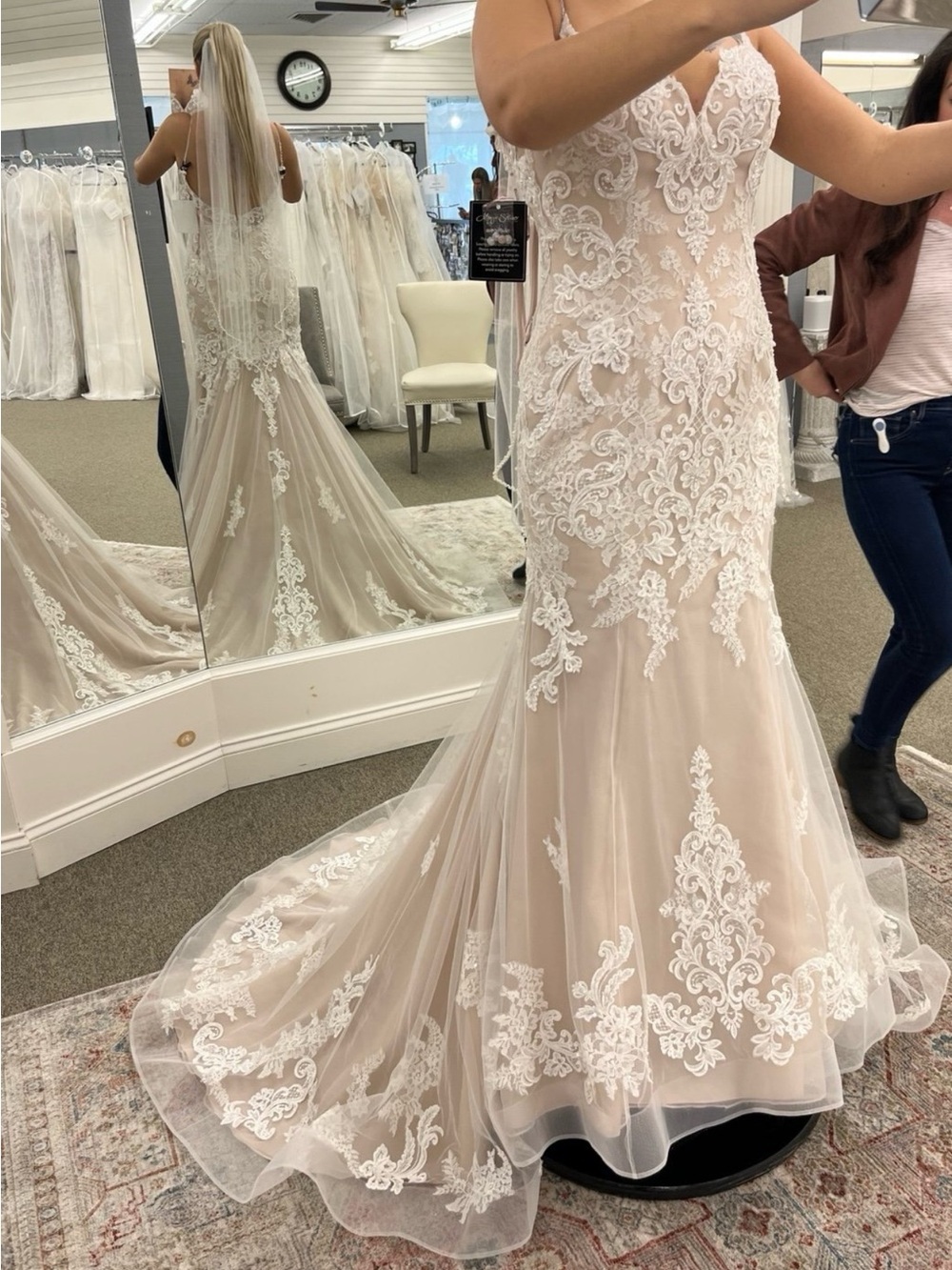 Wedding Dress - Picture 2 of 12